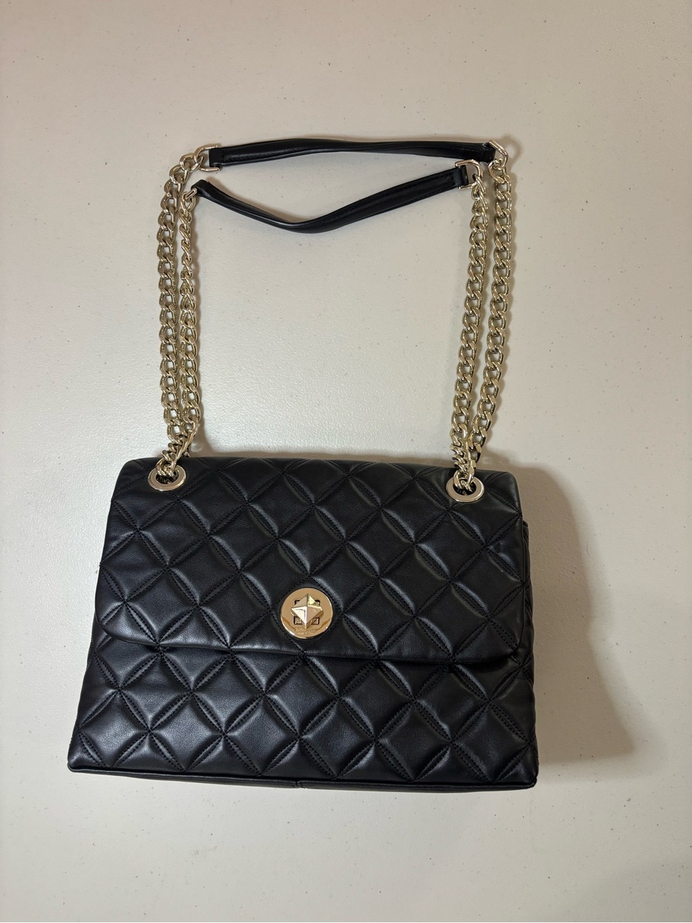 Kate Spade Black Quilted Leather Shoulder Crossbody Bag Chain Strap Turnlock